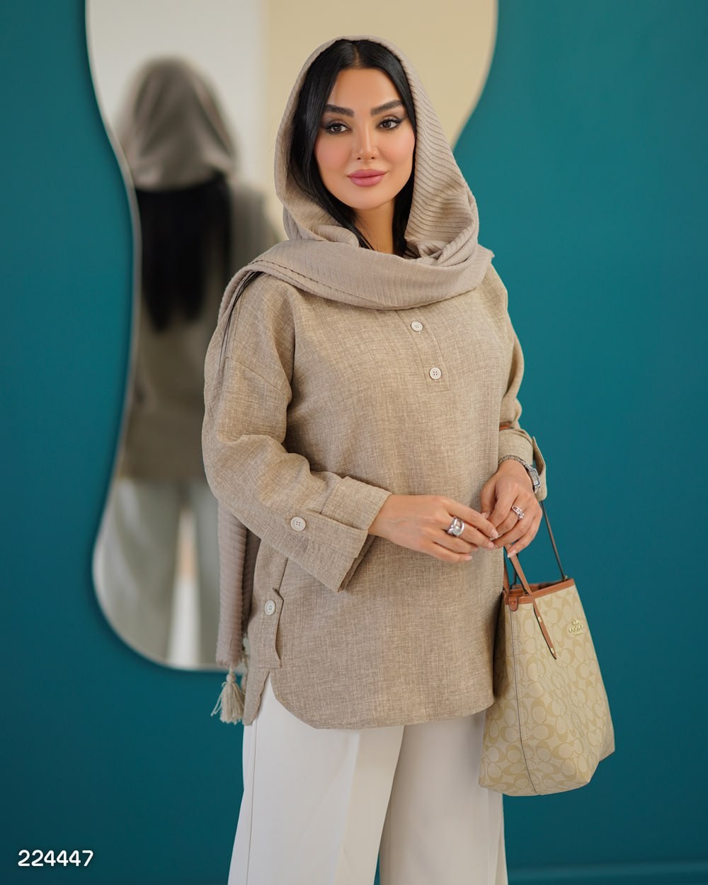 شومیز جلو بسته مدل کارنا کد 2244