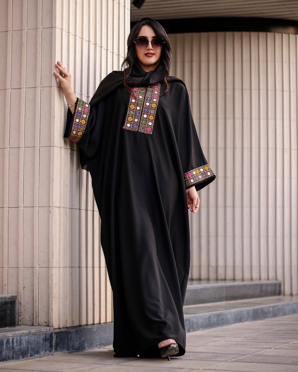 مانتو عبای مجلسی مدل طنین کد 2970