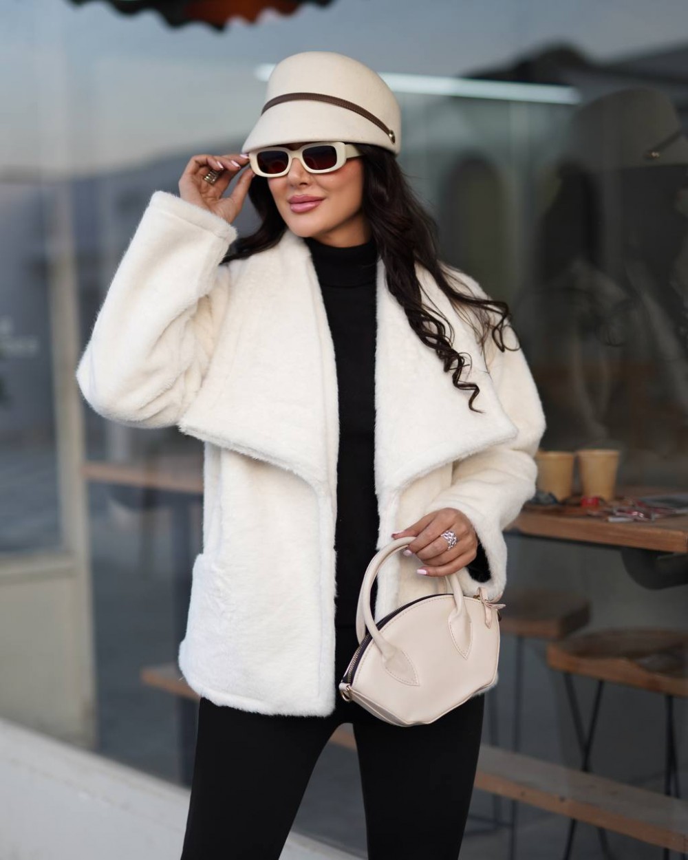 پالتو پوست زنانه مدل یقه تبری کد 6030 (ضمانت اصالت)