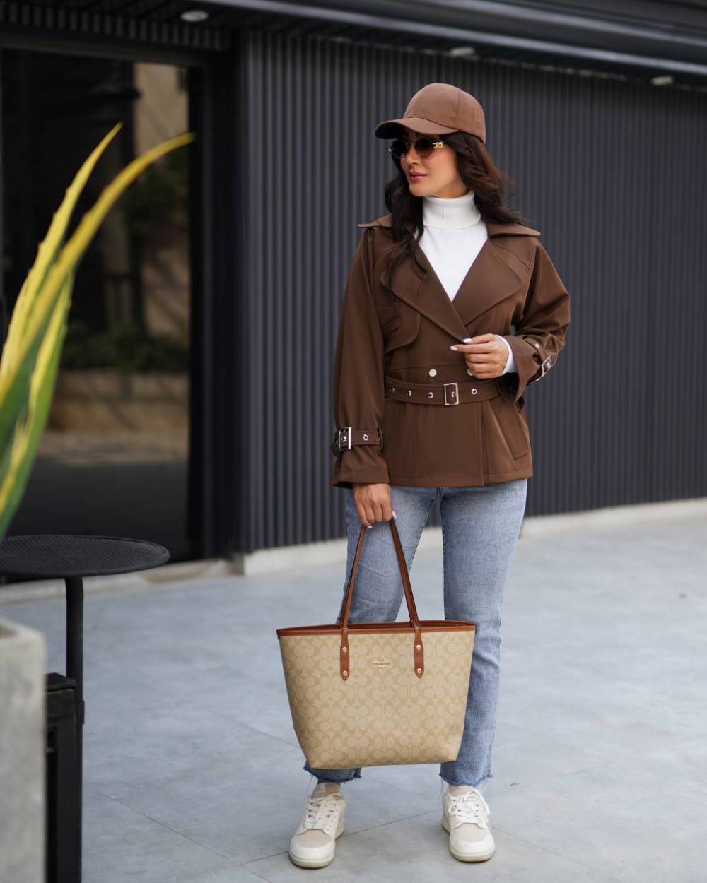 بارانی پرادا زنانه مدل آلتین کد 6034 (ضمانت اصالت)