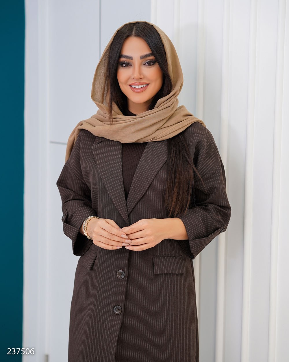 مانتو دیپلمات زنانه مدل زلاله کد 2375 (ضمانت اصالت)