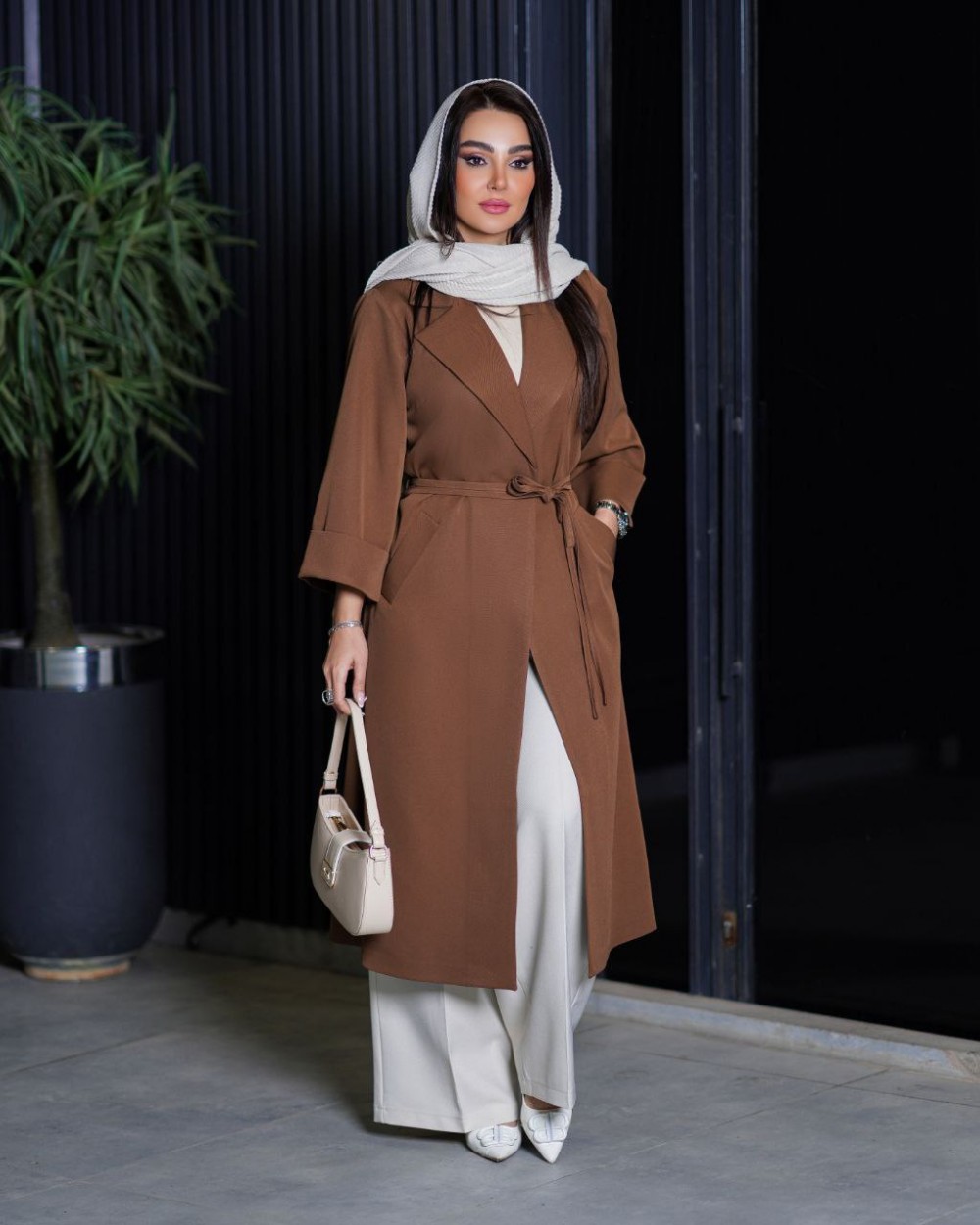 مانتو زنانه مدل یقه انگلیسی آستین پاکتی کد 907 (ضمانت اصالت)