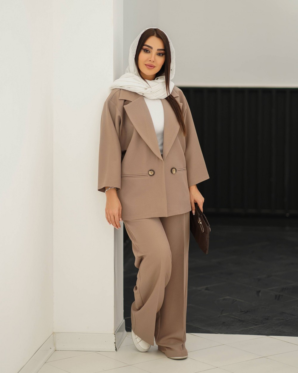 ست کت و شلوار مازراتی زنانه مدل یقه انگلیسی کد 303 (ضمانت اصالت)