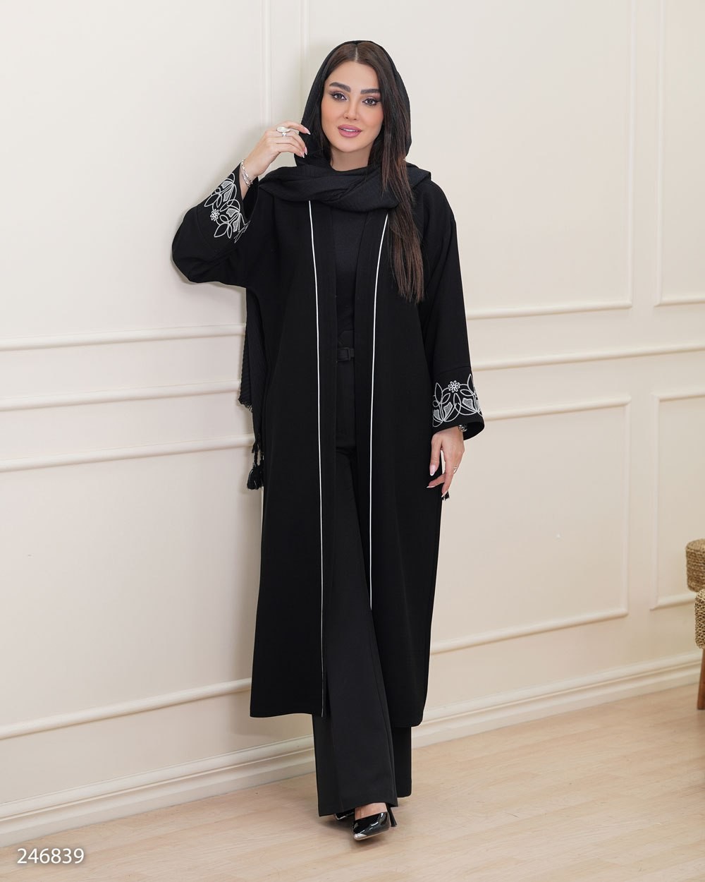 مانتو سر آستین گلدوزی مدل دامور کد 2468 (ضمانت اصالت)