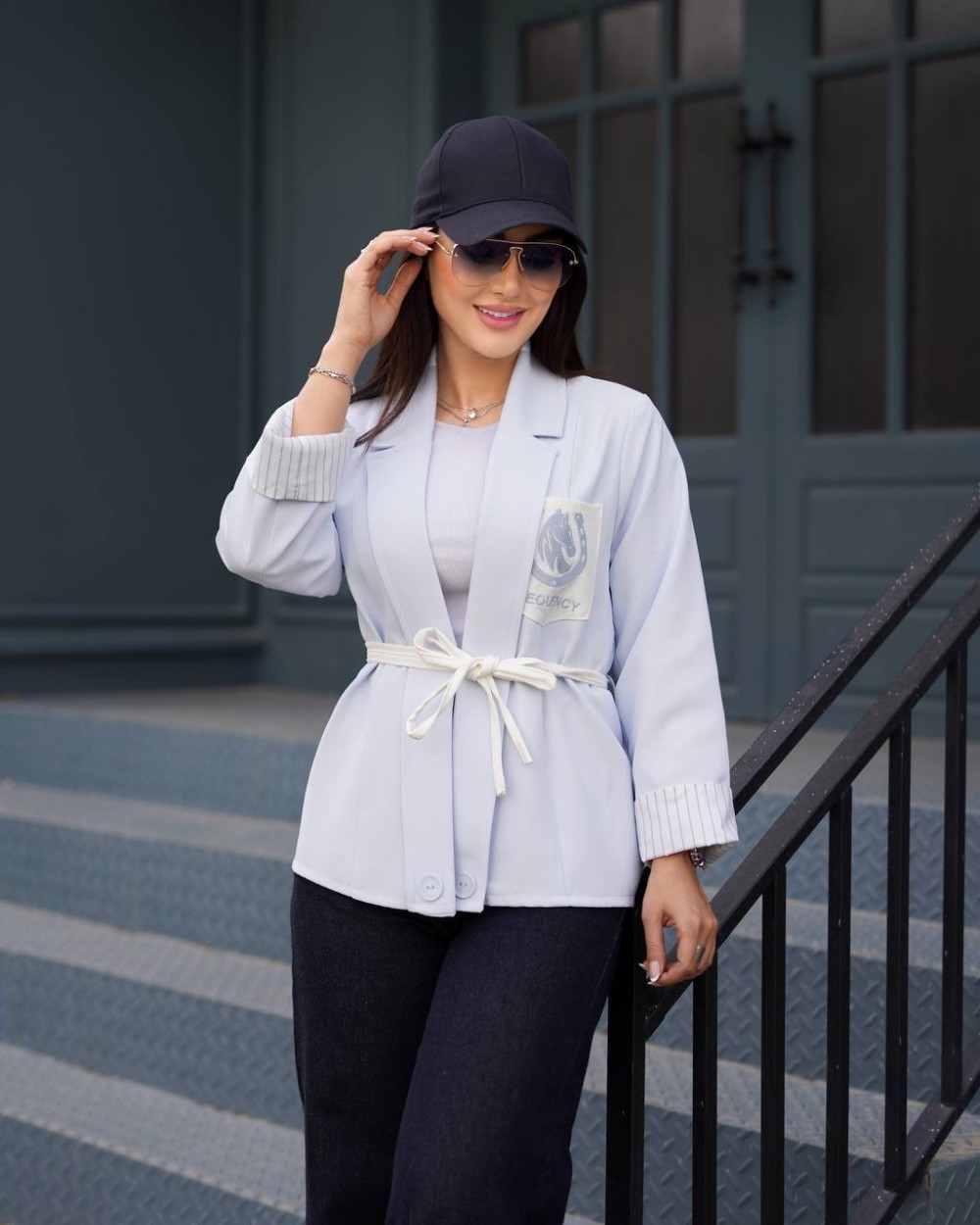 مانتو کتی زنانه کمرسفید کد 7305 (ضمانت اصالت)