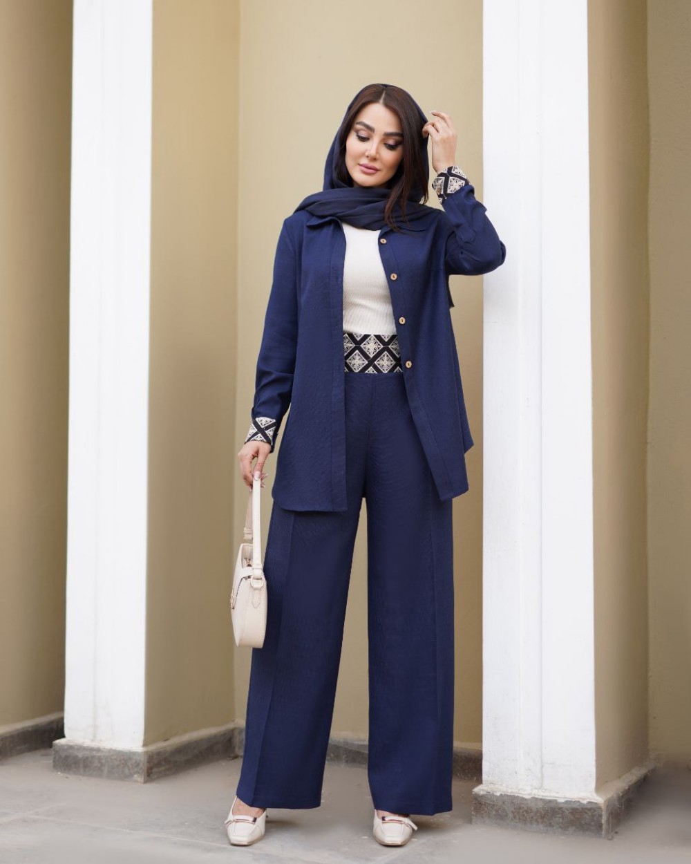 ست مانتو شلوار زنانه خرجکار سوزن دوزی مدل محیا کد 1282 (ضمانت اصالت)