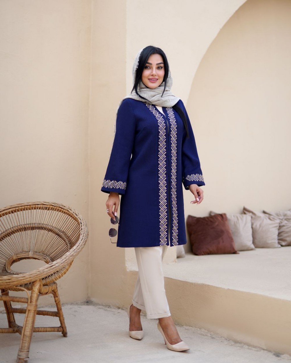 مانتو شانتون گلدوزی زنانه مدل لینا کد 1293 (ضمانت اصالت)